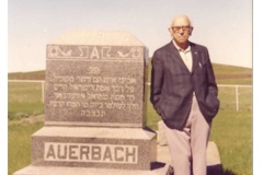 Bender-Joe-at-Auerbach-monument